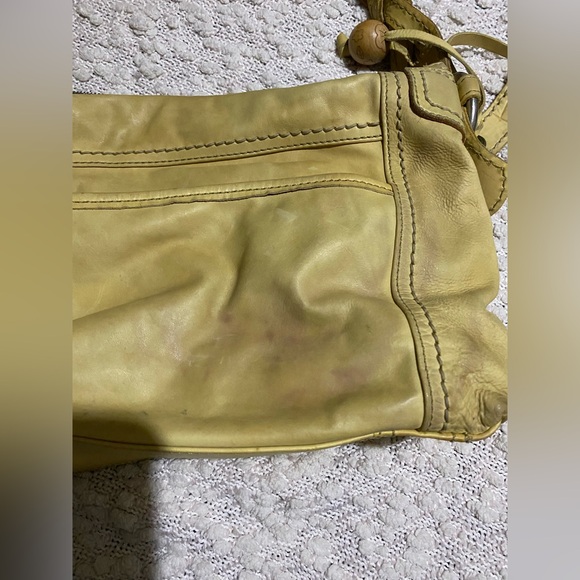 Fossil Yellow Purse Leather Strap Hobo Bag Braided Handles Retro - Picture 5 of 6